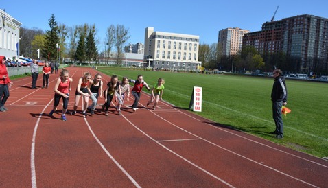 pervenstvo mbu do dyussh vodnik po lyogkoj atletike otkrytie letnego sezona